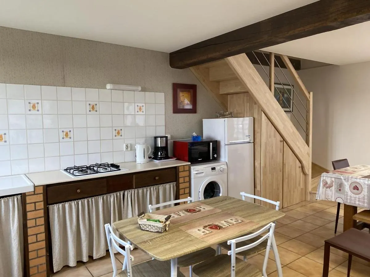 Holiday home Gite Familial Avec Terrasse A La Ferme, Proche Montlucon, Ideal Pour 4 Pers, Draps Et Serviettes Inclus - Fr-1-489-431 Sauvagny